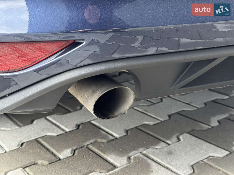 Універсал Volkswagen Golf 2013 в Мукачевому