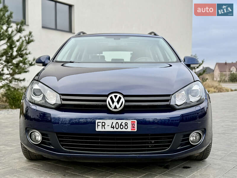 Универсал Volkswagen Golf 2010 в Луцке