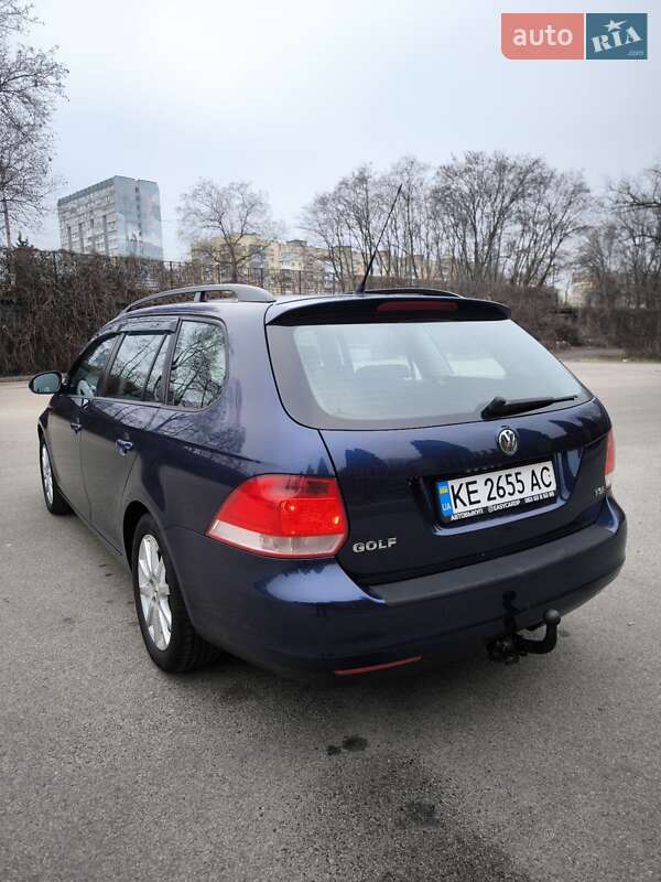 Универсал Volkswagen Golf 2009 в Днепре