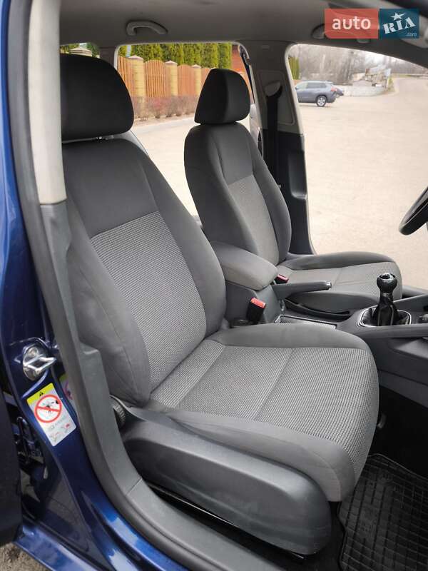 Универсал Volkswagen Golf 2009 в Днепре