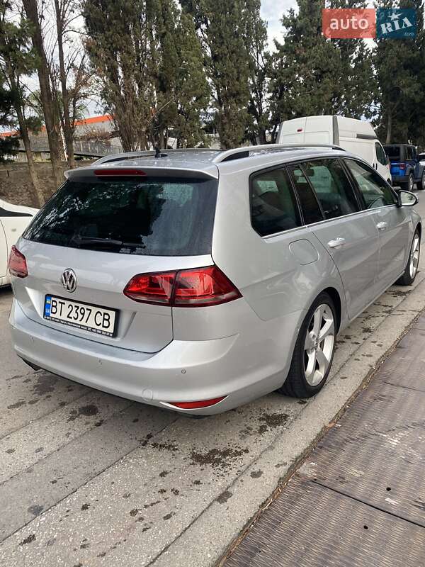 Універсал Volkswagen Golf 2014 в Львові