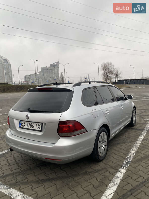 Универсал Volkswagen Golf 2010 в Киеве фото 3 Универсал Volkswagen Golf 2010 в Киеве