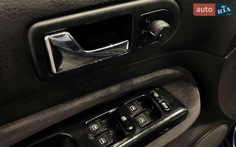 Універсал Volkswagen Golf 2002 в Шептицькому