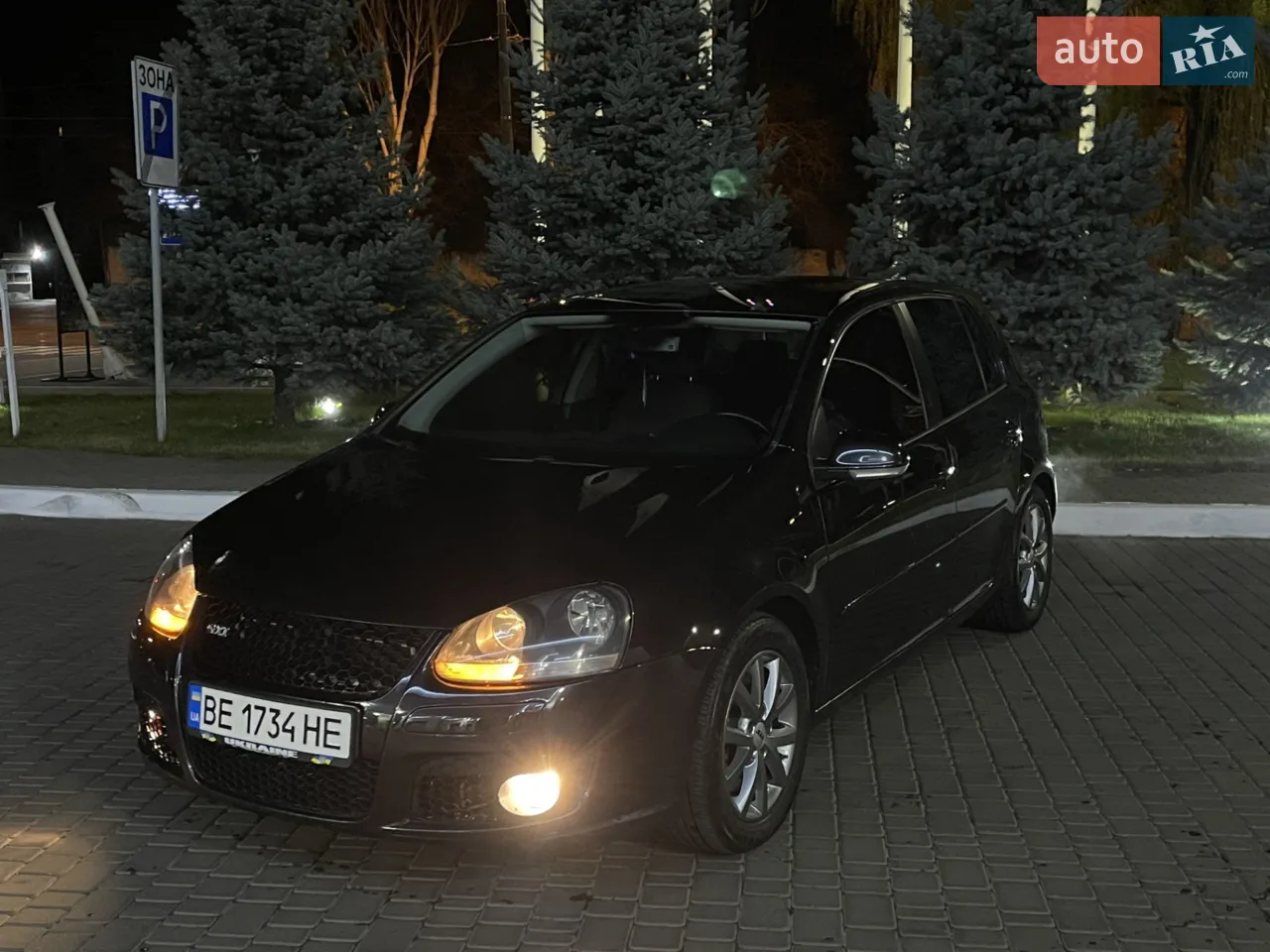 Продам VW Golf 5 з двигуном 1.4турбо на 170л.с коробка механіка 6 передач,авто в гарному стані,двигун коробка без нарікань,ходова відмінна нічого не скрипить не стукає,авто світло,авто дождь,парктроніки їде ну дуже класно стоїть акуратний вихлоп!Допомоги в продажі не потрібно!