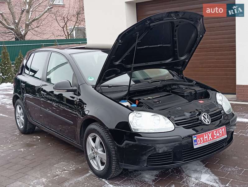 Хетчбек Volkswagen Golf 2006 в Бучачі