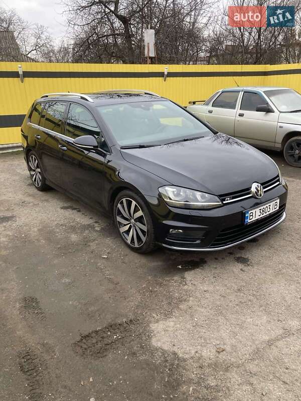 Универсал Volkswagen Golf 2016 в Гайвороне