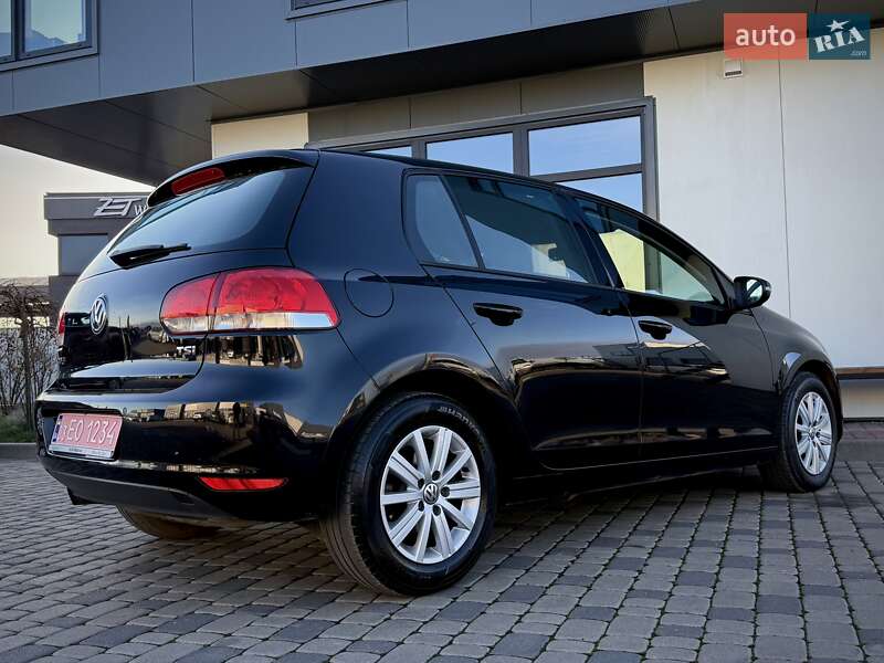 Хетчбек Volkswagen Golf 2011 в Мукачевому