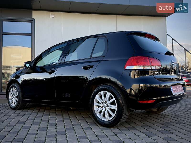 Хетчбек Volkswagen Golf 2011 в Мукачевому