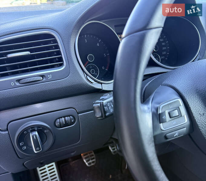 Універсал Volkswagen Golf 2012 в Луцьку