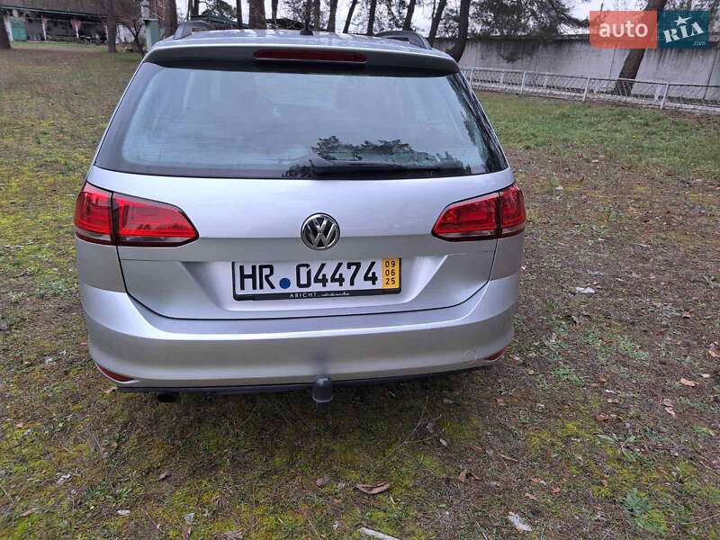 Універсал Volkswagen Golf 2015 в Гайвороні