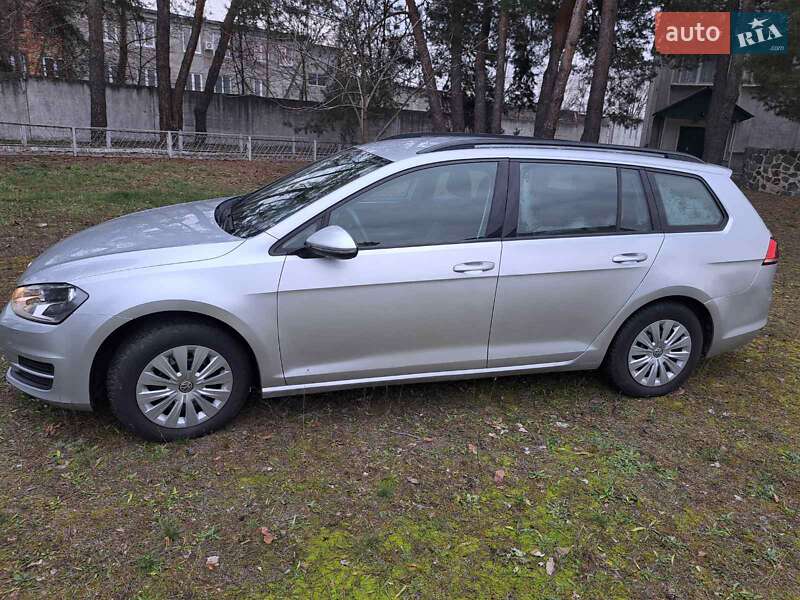 Універсал Volkswagen Golf 2015 в Гайвороні