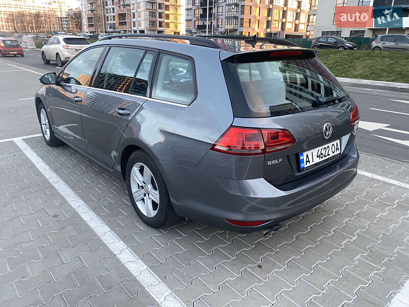 Універсал Volkswagen Golf 2015 в Києві