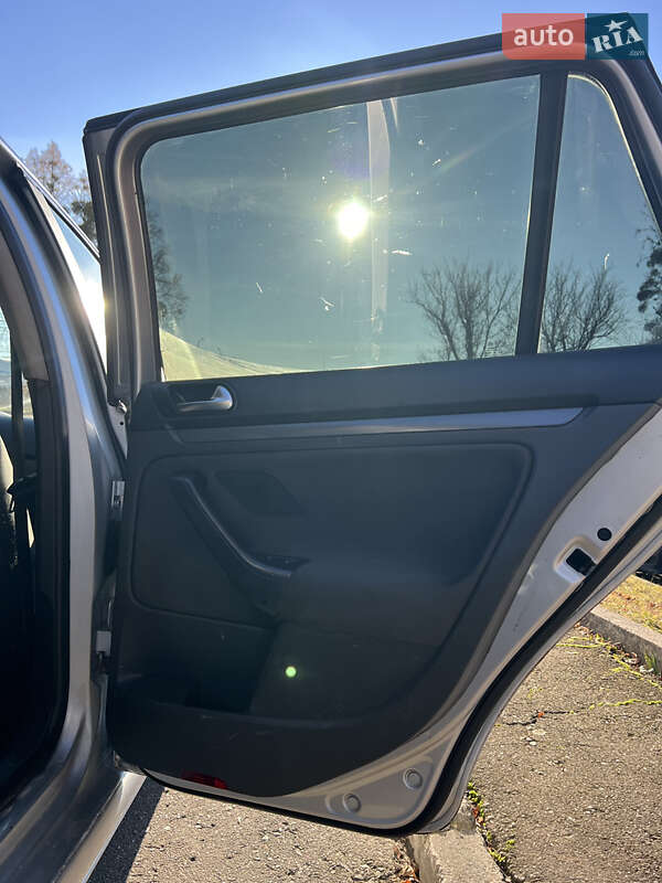 Універсал Volkswagen Golf 2009 в Рівному фото 9 Універсал Volkswagen Golf 2009 в Рівному