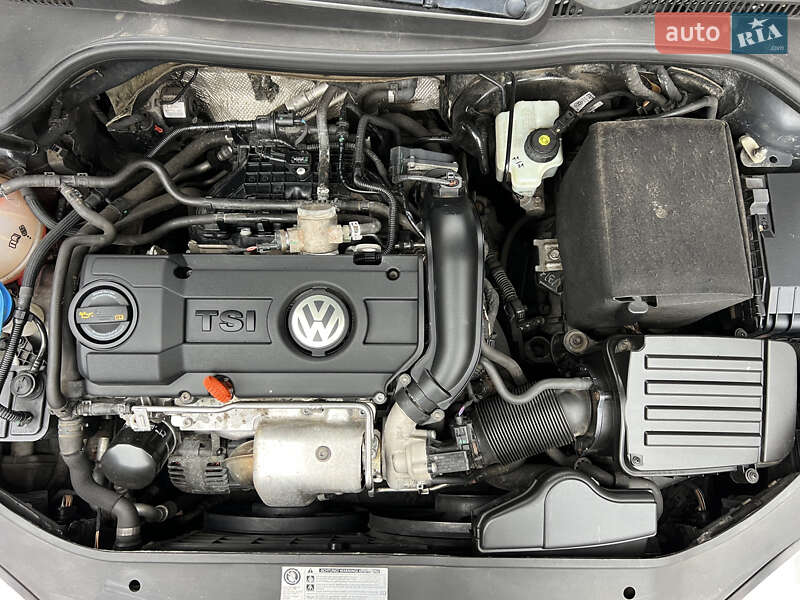 Универсал Volkswagen Golf 2009 в Луцке