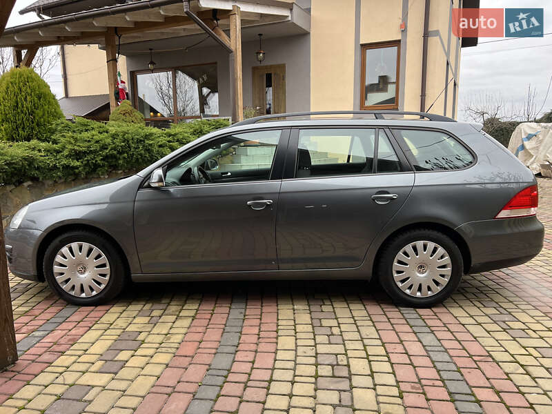 Универсал Volkswagen Golf 2009 в Луцке