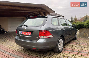 Універсал Volkswagen Golf 2009 в Луцьку