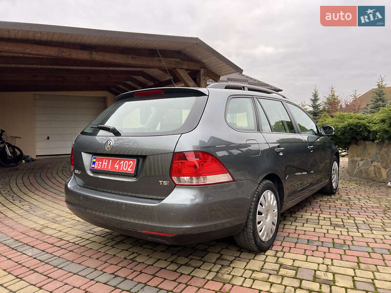 Универсал Volkswagen Golf 2009 в Луцке
