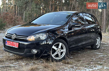 Хэтчбек Volkswagen Golf 2009 в Луцке