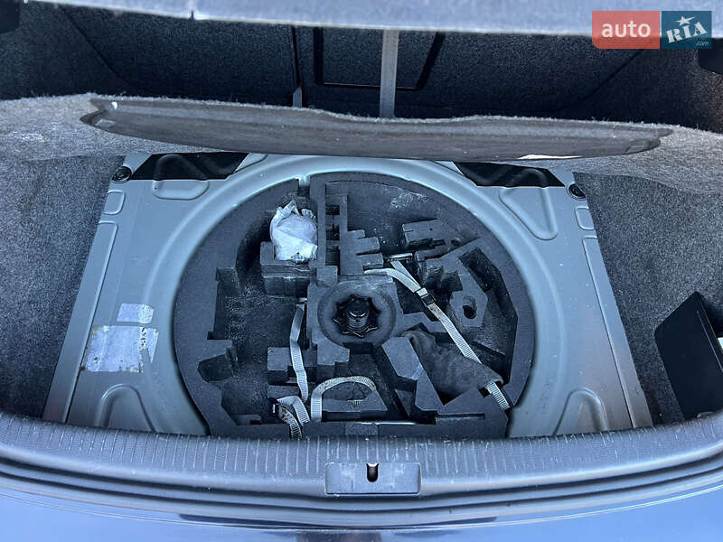 Хетчбек Volkswagen Golf 2009 в Мукачевому