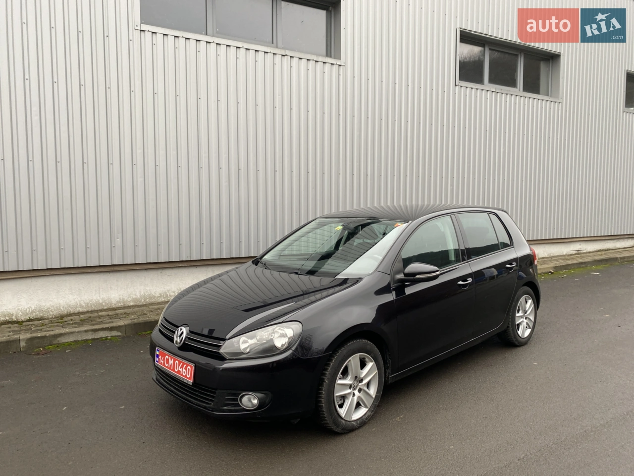 Volkswagen Golf 6 Comfortline 2010 року 1.4 TSI 90 kw CAXA
Свіжопригнаний зі Швейцарії

Рідний пробіг 221 тис.км. Сервісна книга. ГРМ, масло,колодки поміняне на 221 тис. 

Надійне та економне авто в чудовому стані на свої роки.
Авто розмитнене та готове до постановки на облік.
Ви будете перший власник в Україні.