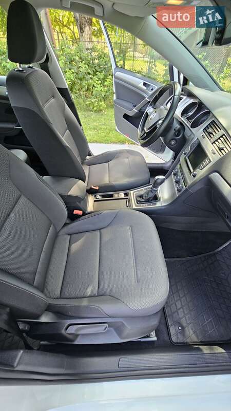 Хэтчбек Volkswagen Golf 2016 в Ивано-Франковске фото 32 Хэтчбек Volkswagen Golf 2016 в Ивано-Франковске