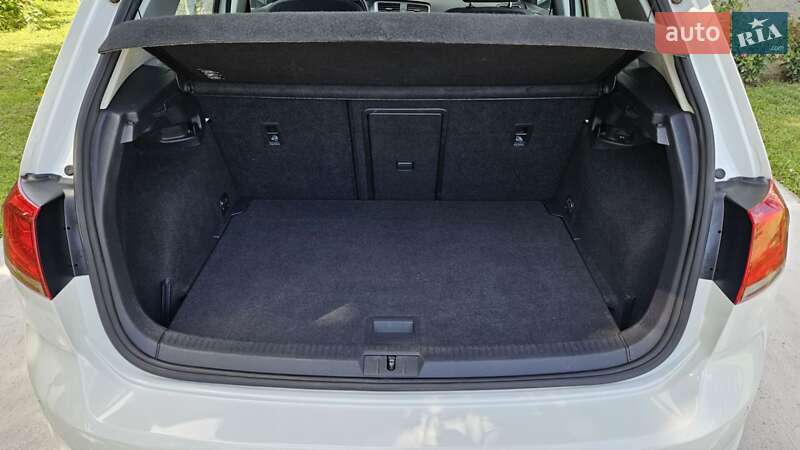 Хэтчбек Volkswagen Golf 2016 в Ивано-Франковске фото 5 Хэтчбек Volkswagen Golf 2016 в Ивано-Франковске