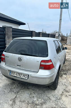 Універсал Volkswagen Golf 2003 в Києві