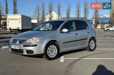 Хетчбек Volkswagen Golf 2006 в Києві