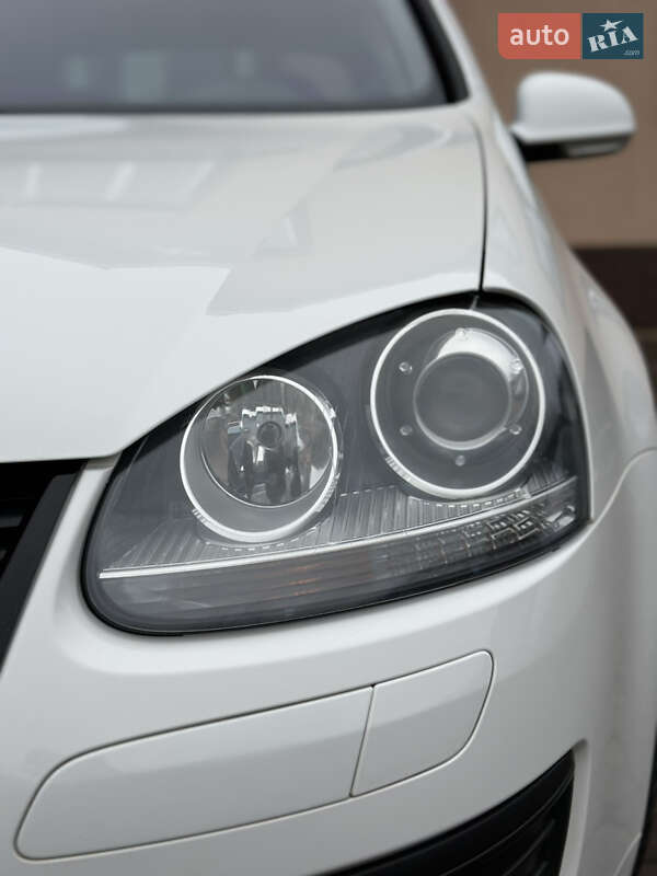 Хетчбек Volkswagen Golf 2007 в Мельниці-Подільській