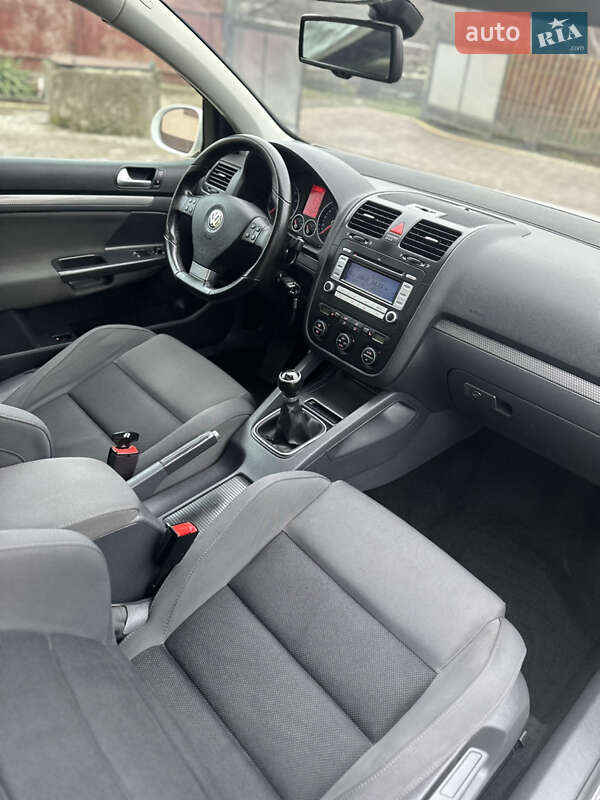 Хетчбек Volkswagen Golf 2007 в Мельниці-Подільській