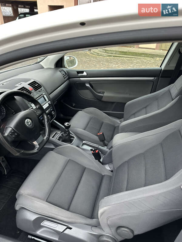 Хетчбек Volkswagen Golf 2007 в Мельниці-Подільській