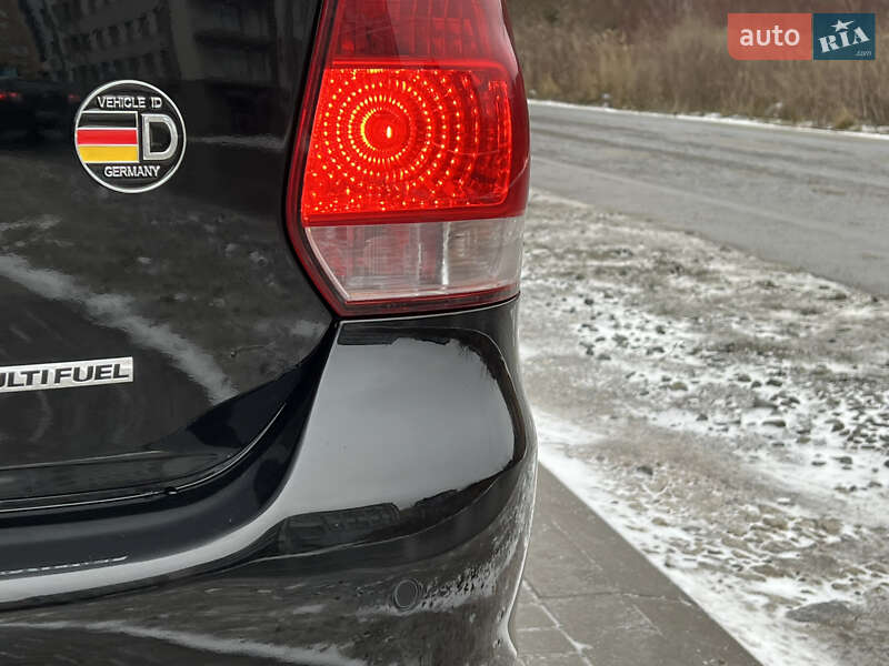 Універсал Volkswagen Golf 2010 в Тернополі