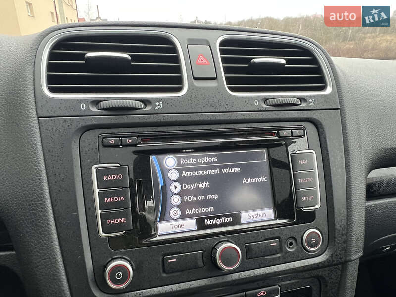 Універсал Volkswagen Golf 2010 в Тернополі