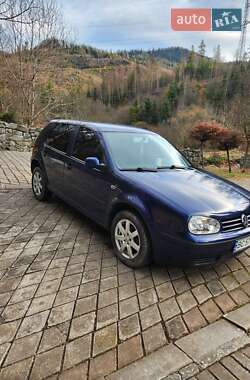Хетчбек Volkswagen Golf 2000 в Славському