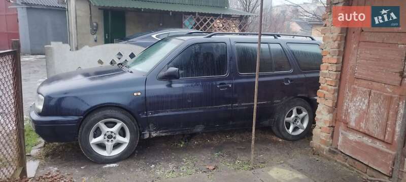 Універсал Volkswagen Golf 1998 в Здолбуніві