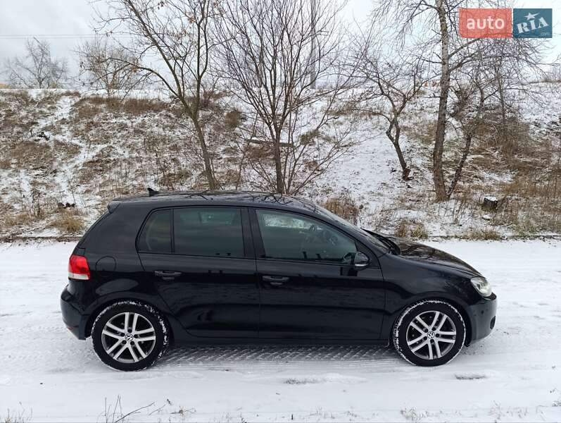 Хетчбек Volkswagen Golf 2011 в Києві
