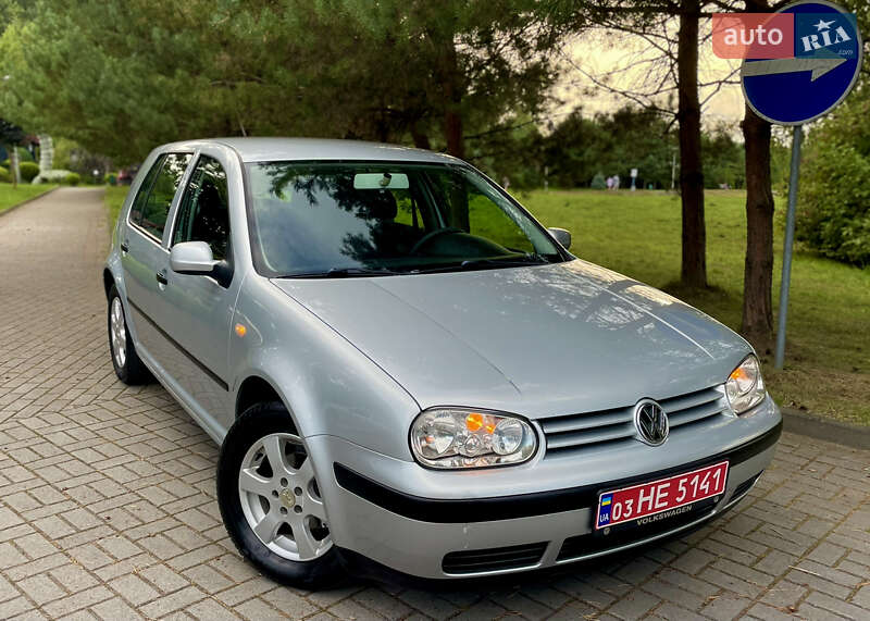 Volkswagen Golf 2001