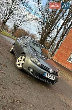 Універсал Volkswagen Golf 2011 в Чернігові