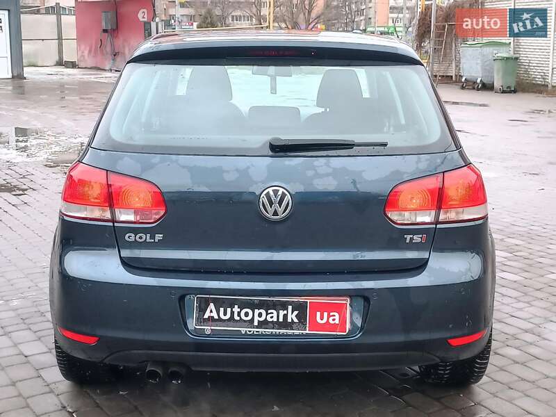 Хетчбек Volkswagen Golf 2010 в Харкові