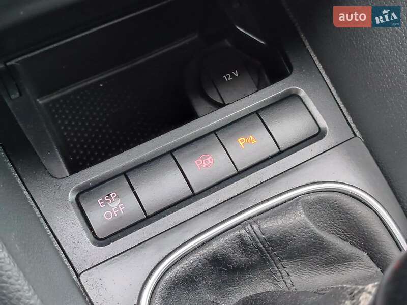 Хетчбек Volkswagen Golf 2010 в Харкові