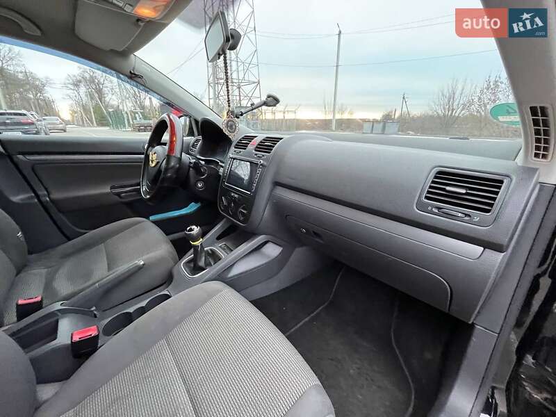 Універсал Volkswagen Golf 2008 в Синельниковому