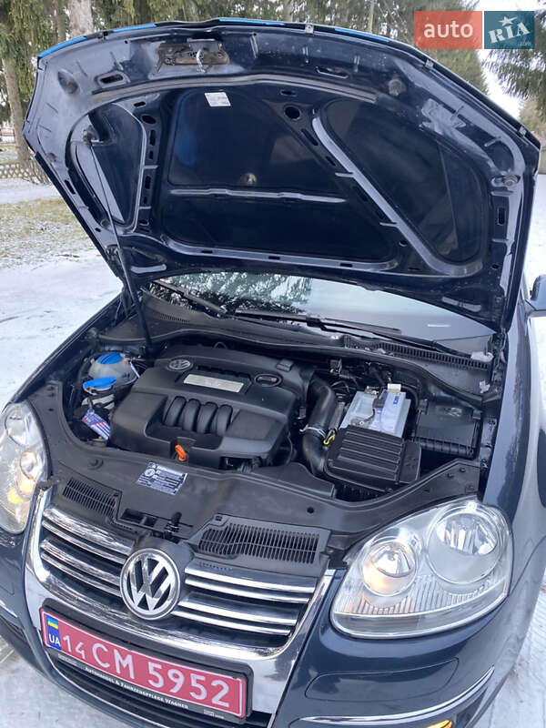 Універсал Volkswagen Golf 2007 в Умані