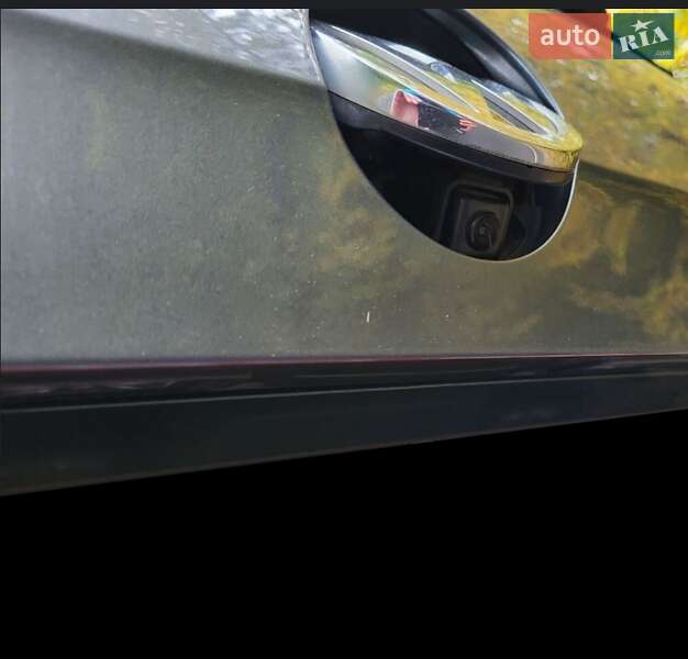 Универсал Volkswagen Golf 2017 в Мурованых Куриловцах