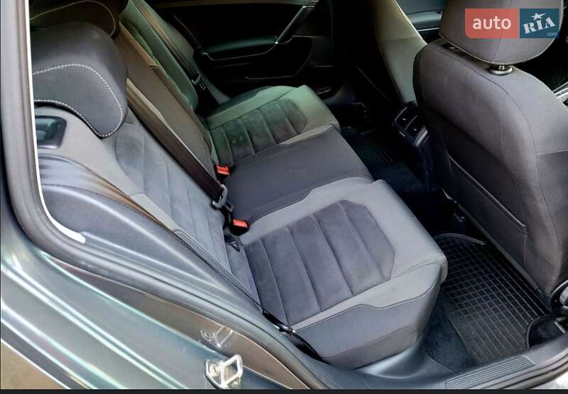 Универсал Volkswagen Golf 2017 в Мурованых Куриловцах