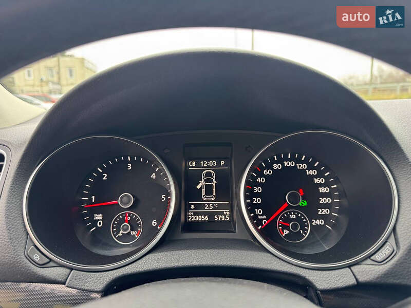 Універсал Volkswagen Golf 2012 в Стрию