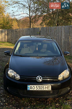 Хэтчбек Volkswagen Golf 2009 в Ужгороде