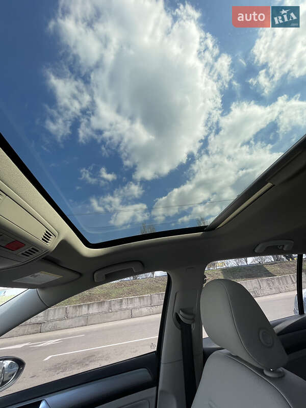 Хетчбек Volkswagen Golf 2015 в Дніпрі