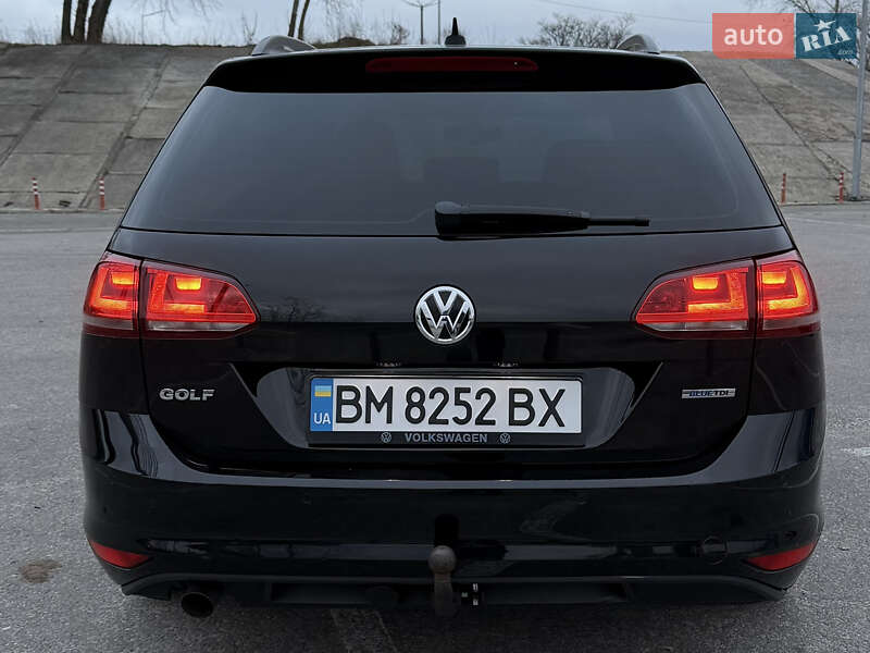 Универсал Volkswagen Golf 2014 в Киеве