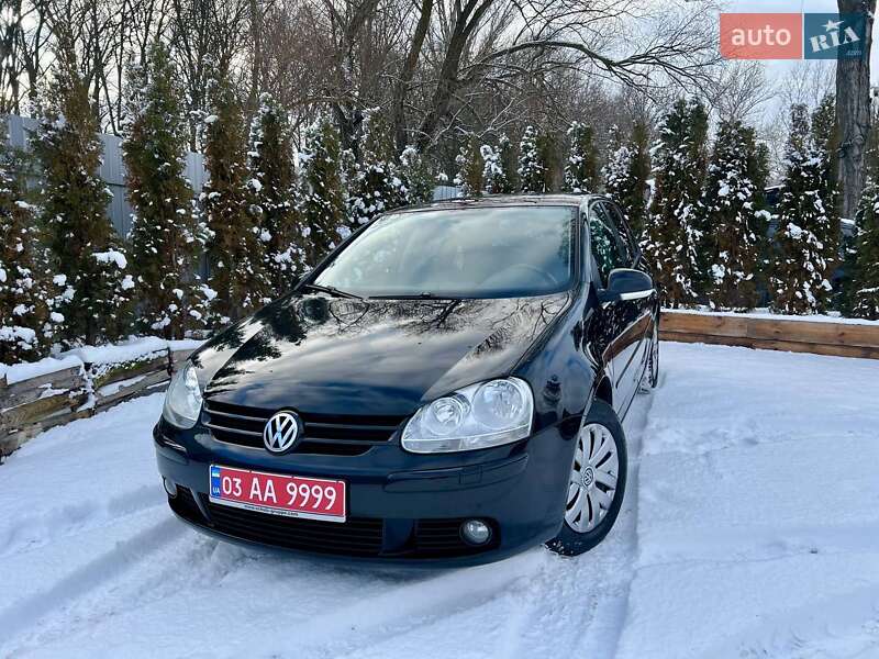 Хетчбек Volkswagen Golf 2008 в Полтаві