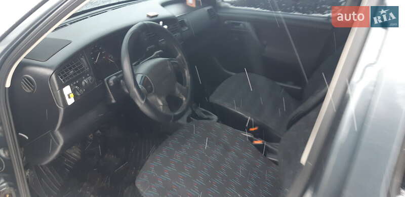 Хэтчбек Volkswagen Golf 1995 в Калиновке